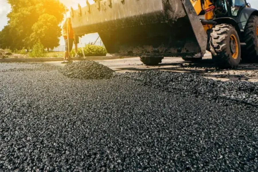 Common Asphalt Paving Problems And How To Avoid Them in Prescott, AZ Common Asphalt Paving Problems And How To Avoid Them in Prescott, AZ